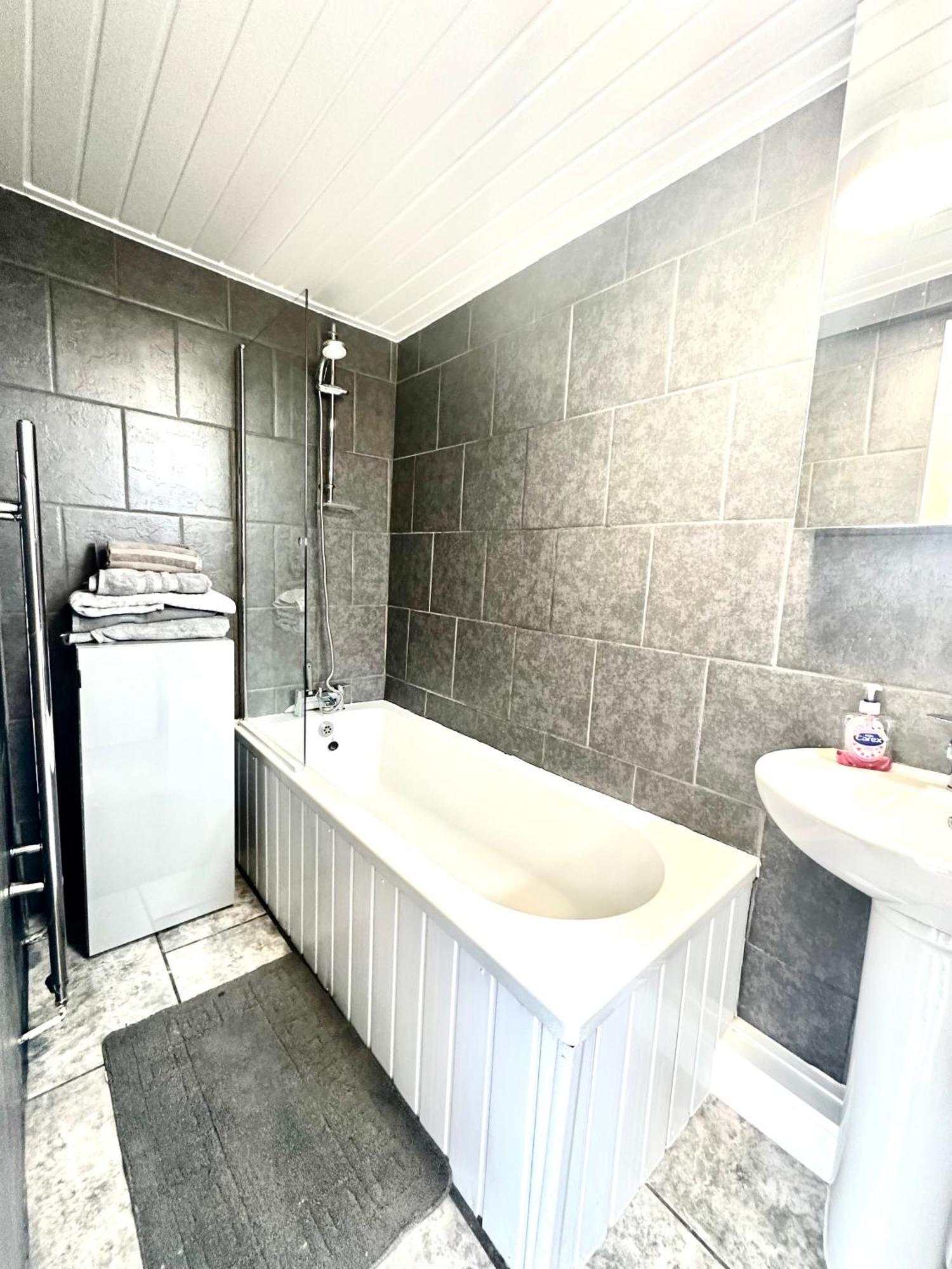 Arthur Street, Stylish 3 Bedroom House Kingston upon Hull Εξωτερικό φωτογραφία